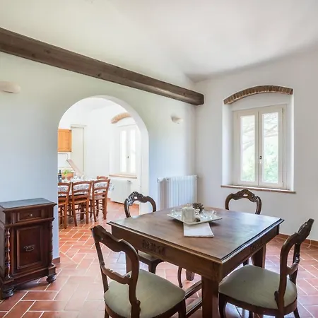 Sant Elmira - Relax With External Jacuzzi Montescudaio