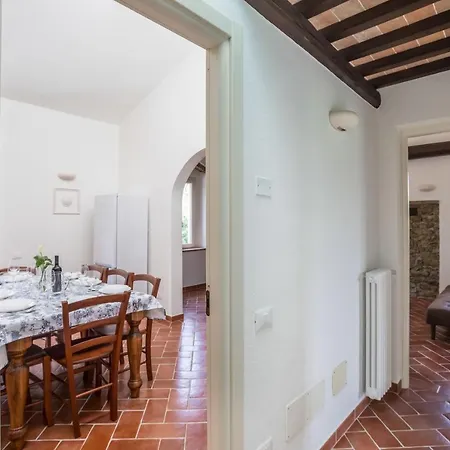 Sant Elmira - Relax With External Jacuzzi Vakantieboerderij