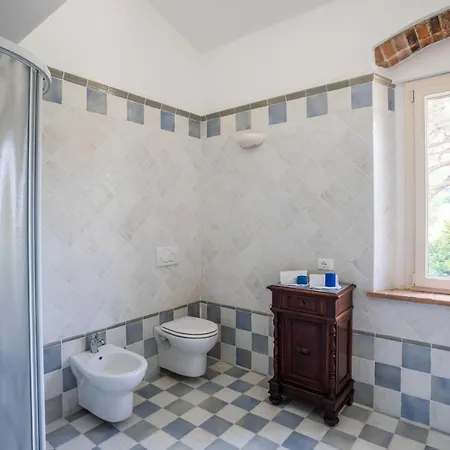 Sant Elmira - Relax With External Jacuzzi Farm stay