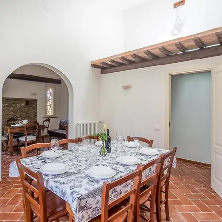 Sant Elmira - Relax With External Jacuzzi Vakantieboerderij