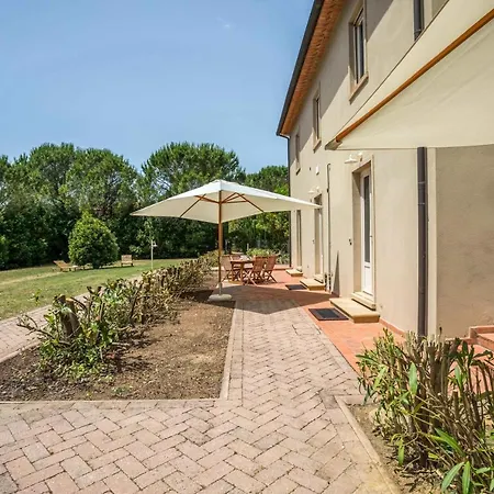 Farm stay Sant Elmira - Relax With External Jacuzzi Montescudaio