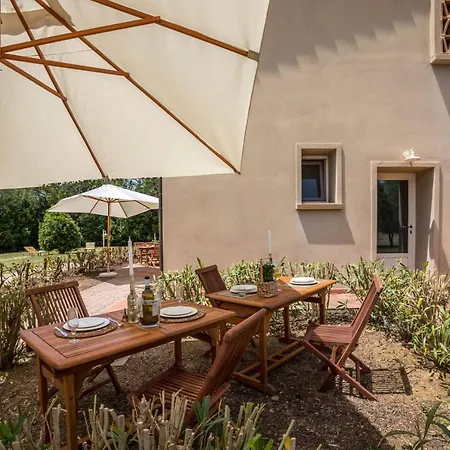 Sant Elmira - Relax With External Jacuzzi Farm stay Montescudaio