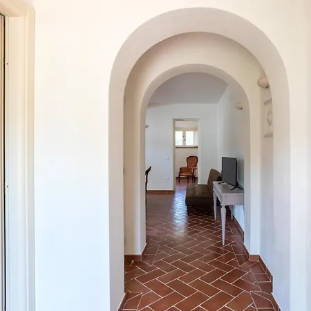 Sant Elmira - Relax With External Jacuzzi Farm stay *