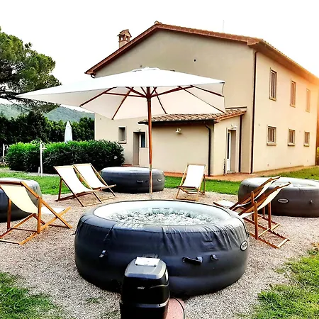 Sant Elmira - Relax With External Jacuzzi Vakantieboerderij Montescudaio